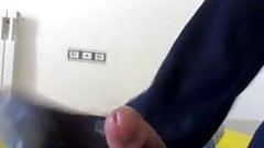 کوس ایرانی با پا واسه مرده جق میزنه